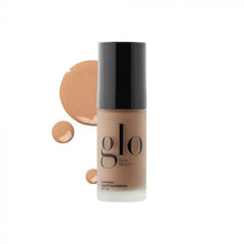 Load image into Gallery viewer, Luminous Foundation SPF 18