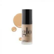 Load image into Gallery viewer, Luminous Foundation SPF 18